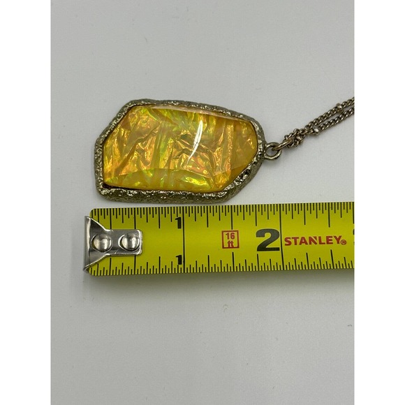 Yellow Faux Stone Chunky Necklace Pendant Long Chain Gold Tone Iridescent - Picture 4 of 5